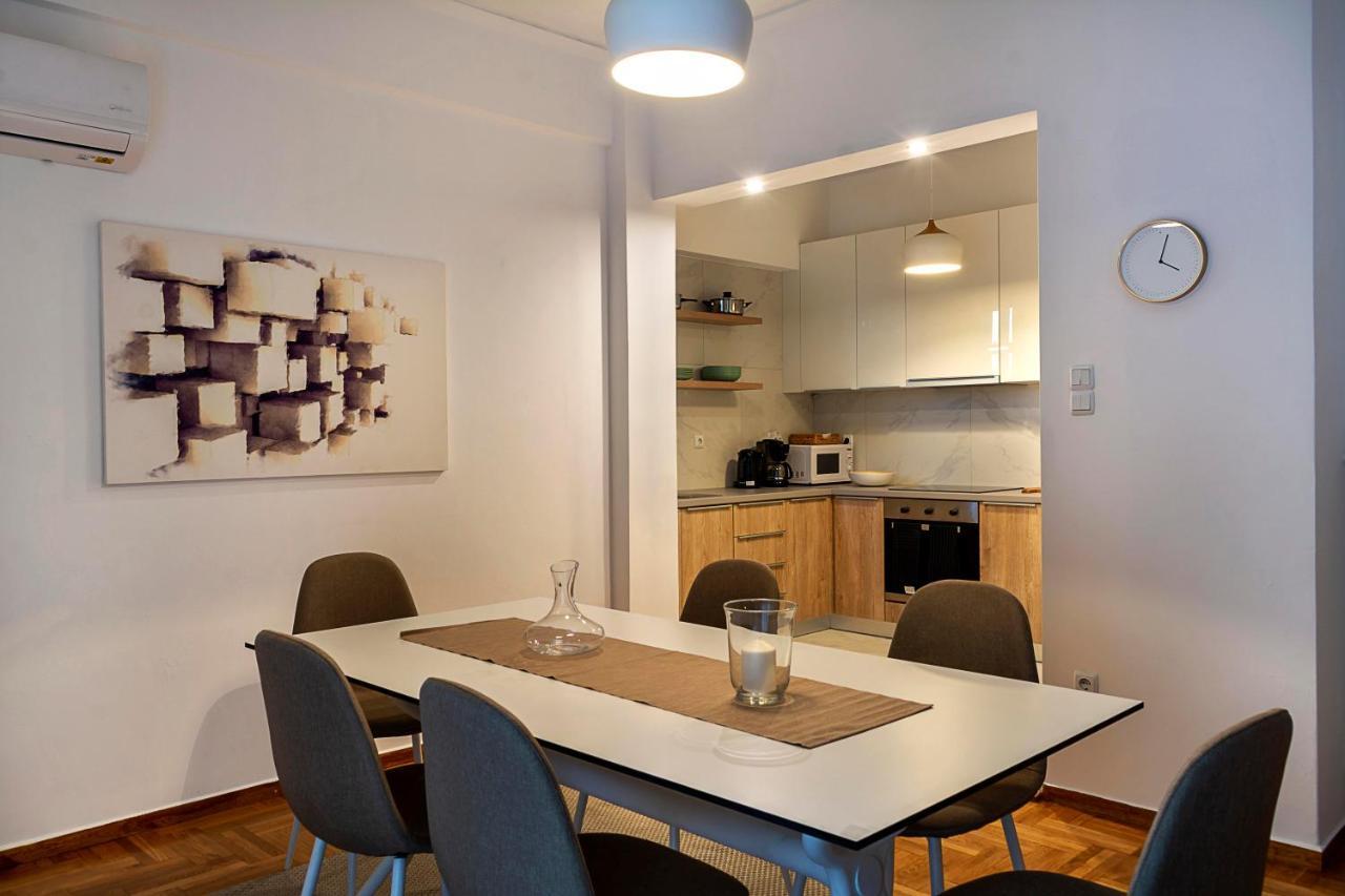 Elegant, Spacious & Minimalist Aptm W/Balcony Lejlighed Athen Eksteriør billede