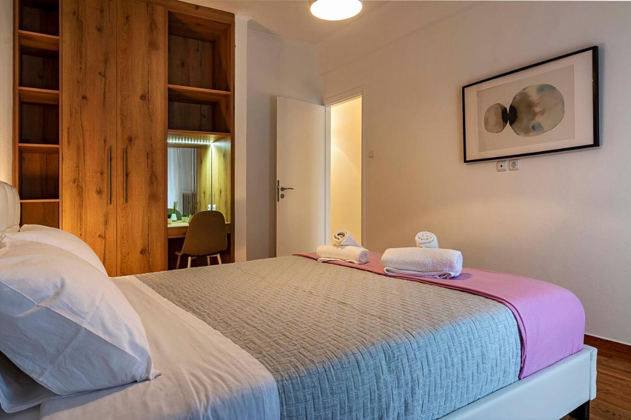 Elegant, Spacious & Minimalist Aptm W/Balcony Lejlighed Athen Eksteriør billede